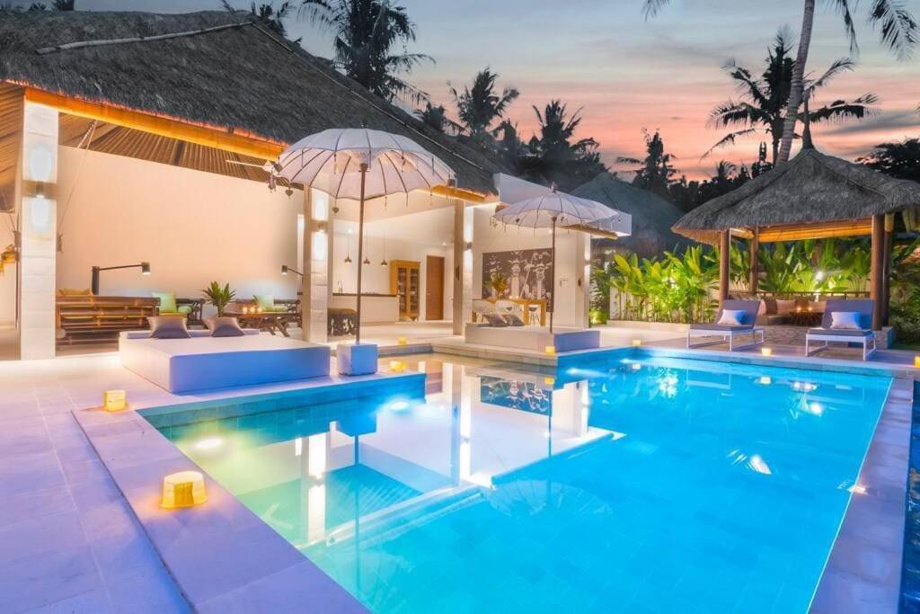 Villa Hidden Pearl, With Private Cook And Pool Karangasem Kültér fotó